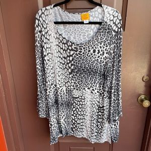 Women’s PLUS Top
